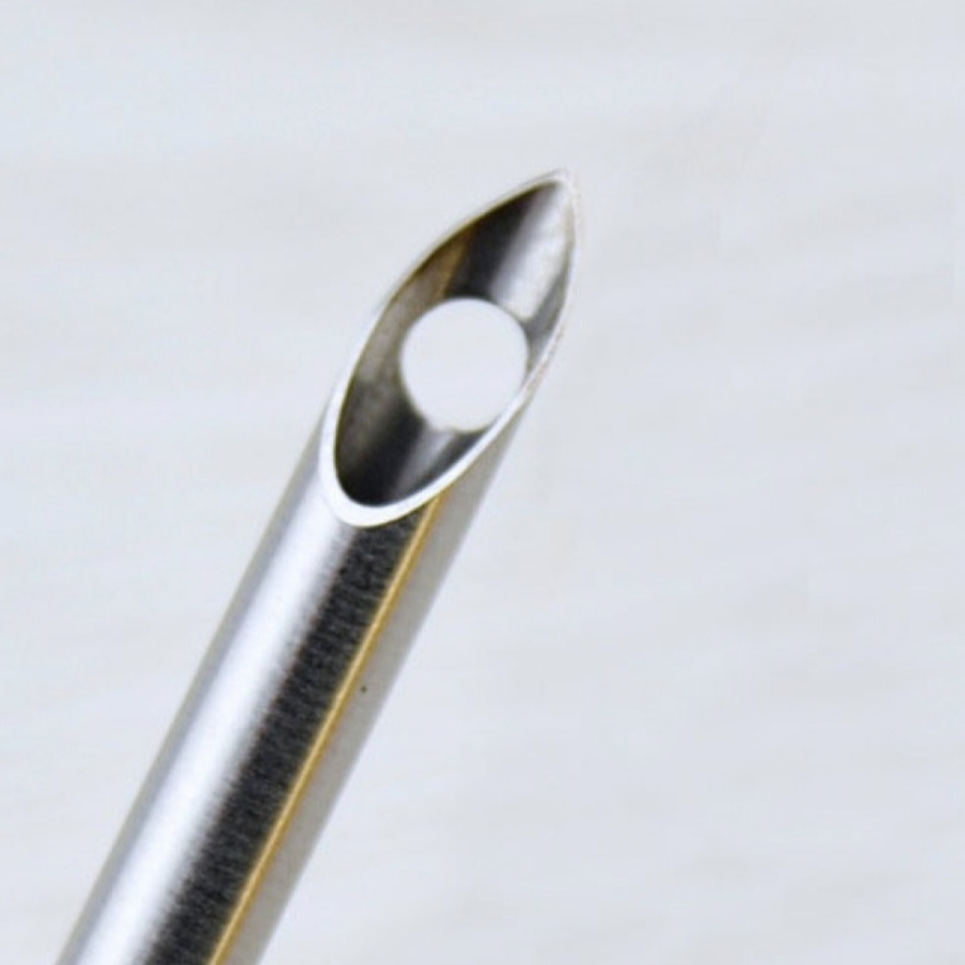 А иголочка выглядит так. Раз иголка два иголка, будет ёлочка!