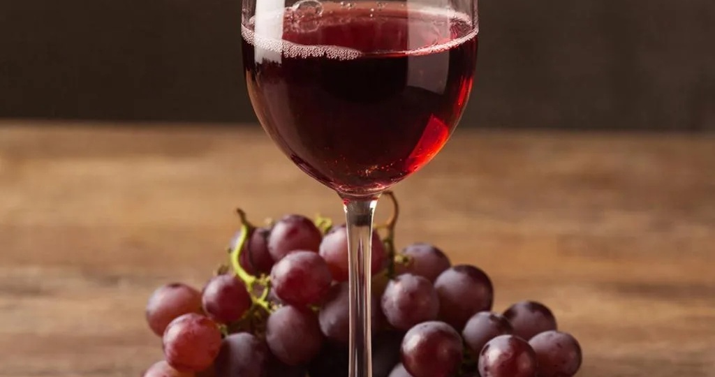 Как приготовить виноградное вино