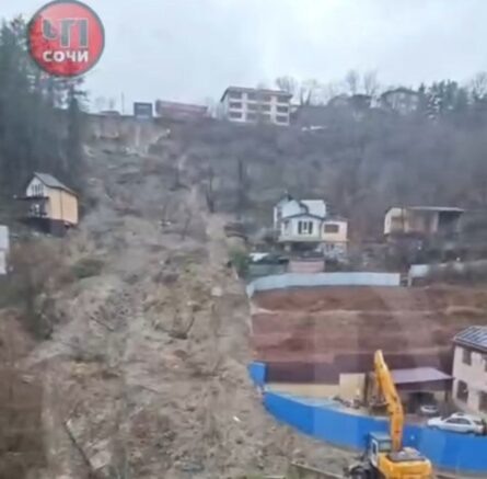    оползень / ЧП "Сочи"