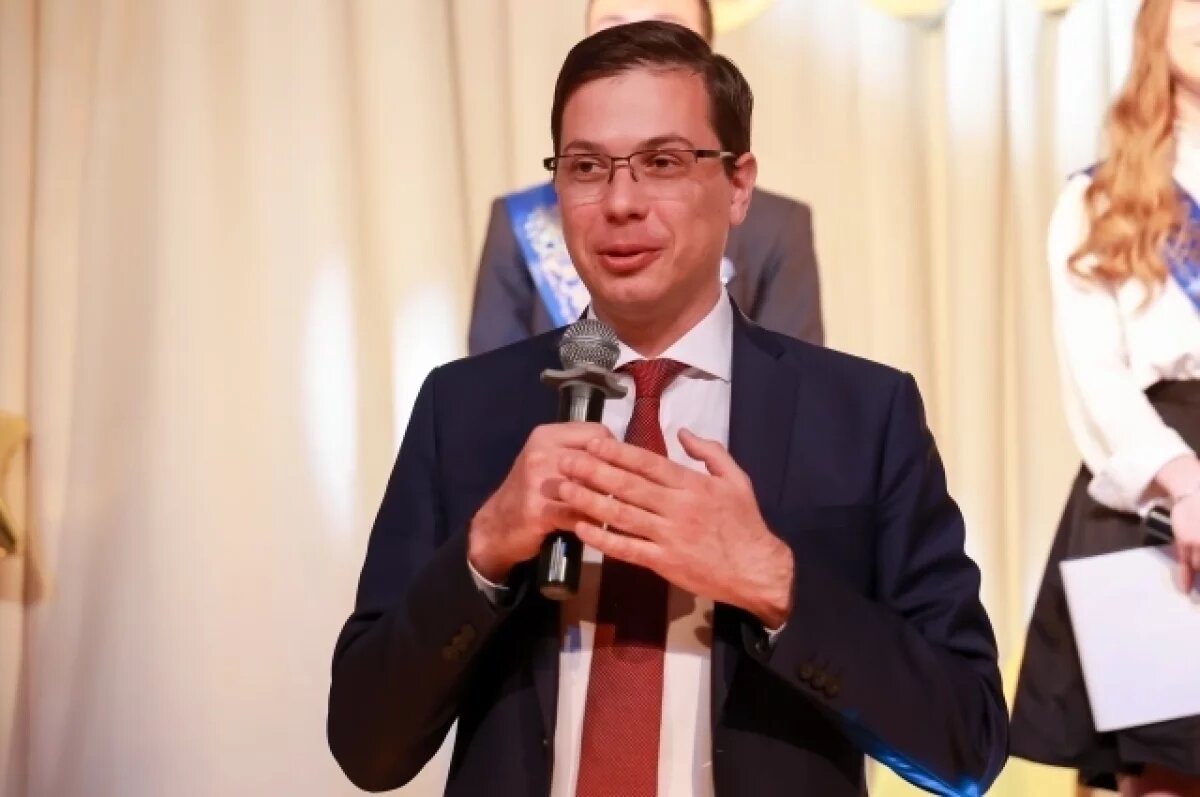    Юрий Шалабаев поздравил нижегородских студентов