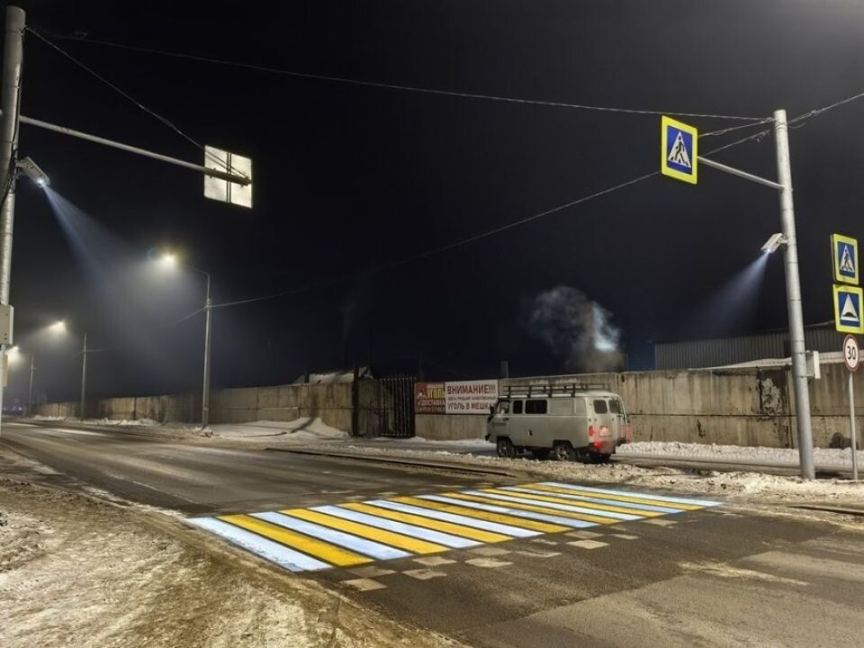    Проекционный пешеходный переход в Рубцовске. Источник: uzdsu.ru