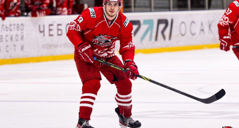    В системе «Сочи» Данил Авершин выступал и за клуб ВХЛ «Ростов»