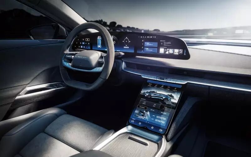 Интерьер Lucid Air Sapphire📷
