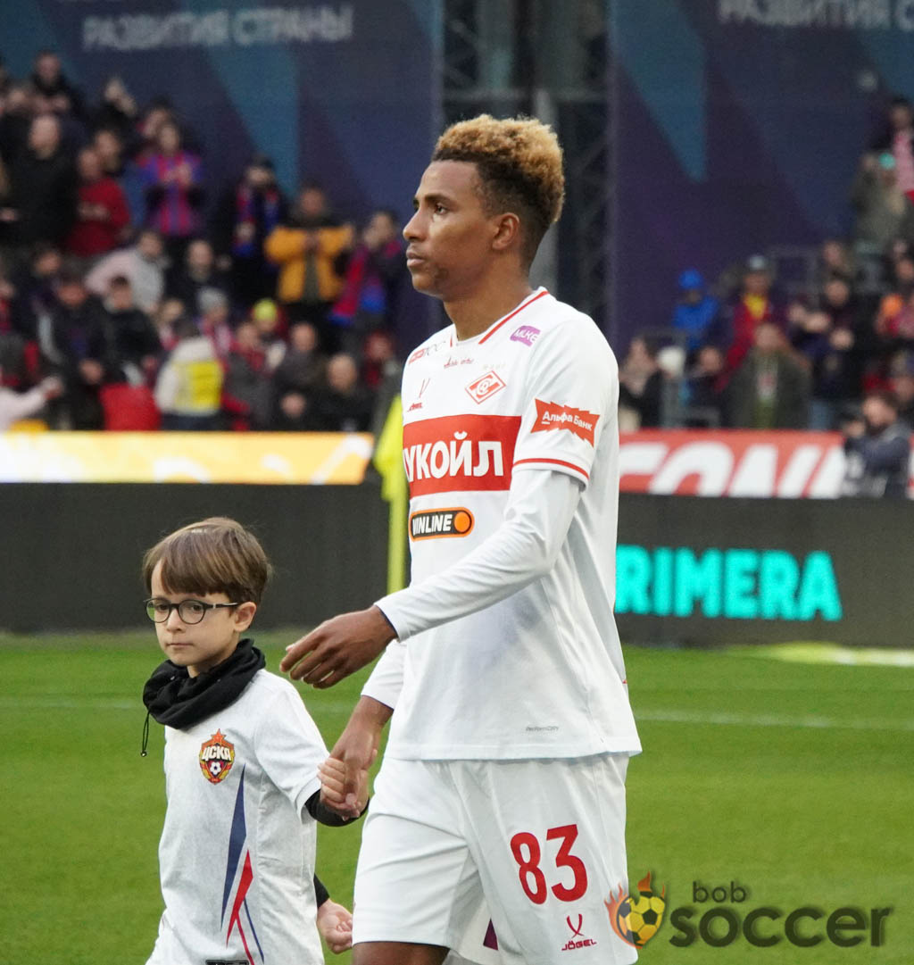    "Галатасарай" и "Спартак" могут провести обмен игрокамиРоман