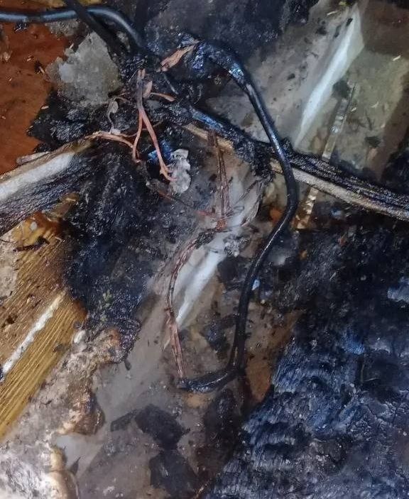    Пожар в жилом доме произошел на юго-востоке Карелии© Госкомитет Карелии по безопасности населения