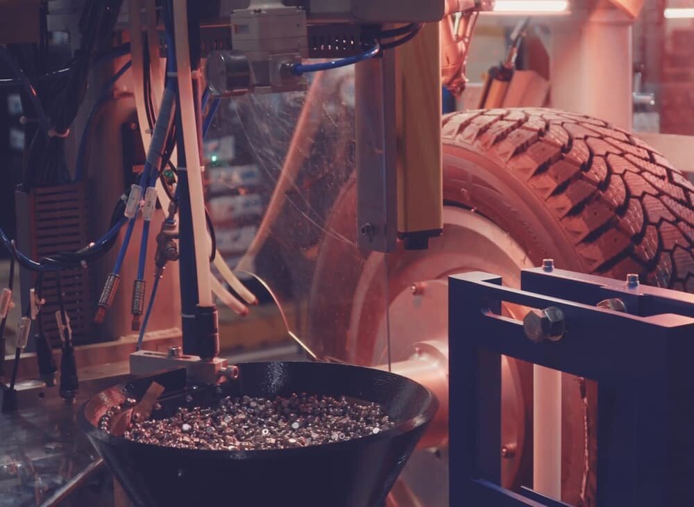   Автоматический шиповальный станок Studmatic