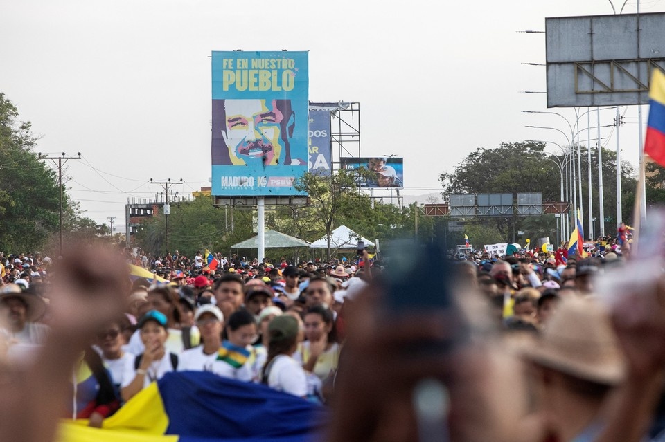    Посол РФ Мелик-Багдасаров допустил предательство Мадуро со стороны силовиков REUTERS