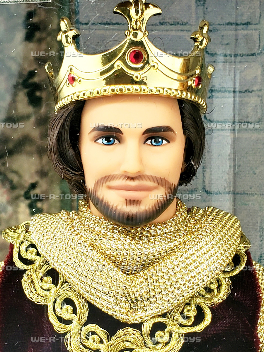 Кен Король Камелота Артур из набора с Барби Гвиневрой. Фото из интернета