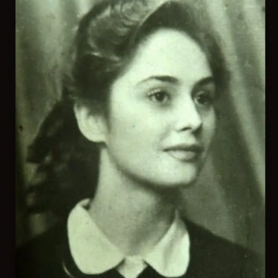 Адриана в молодые годы 