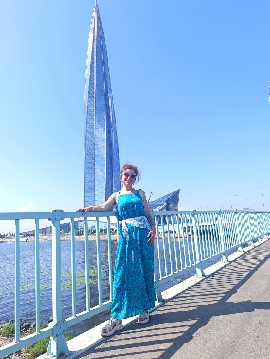 Автор прошлым летом у Лахты. 