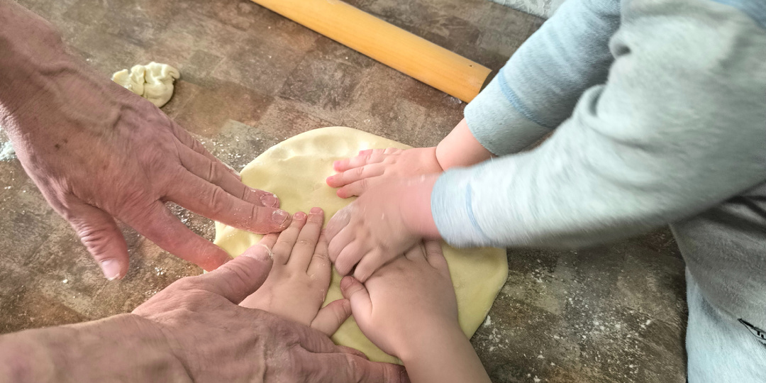 Очередные выходные, игра со внуками