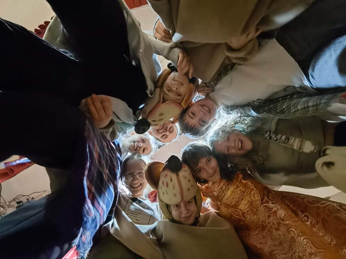 А в настоящем...радость бытия! Мы удовлетворены!