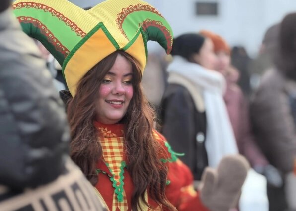    Но даже в мороз на улице проводили гуляния для молодежи. Фото: АиФ/ Анастасия Григорьева