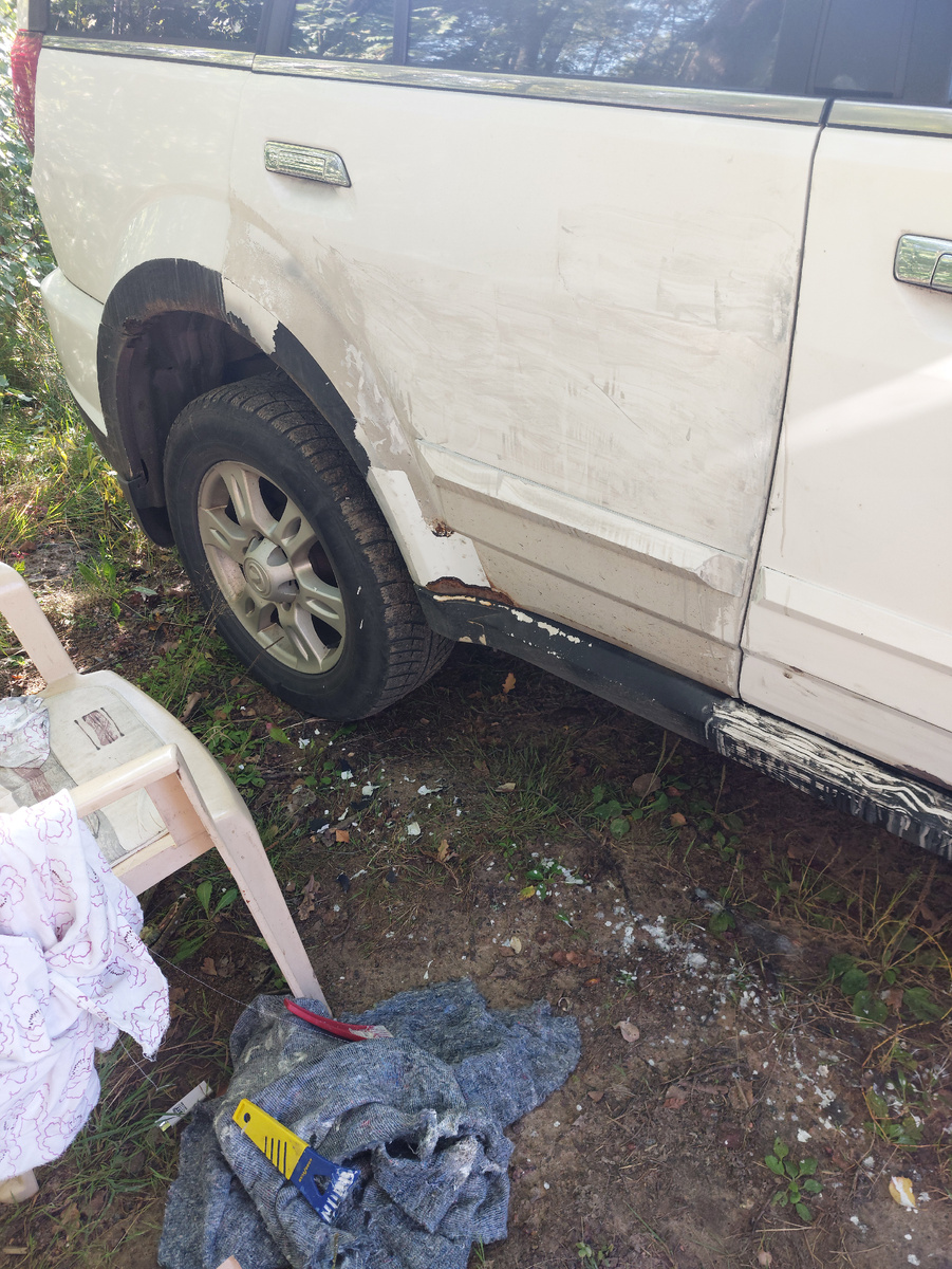 Попытки самостоятельного устранения ржавчины по кузову (листайте)