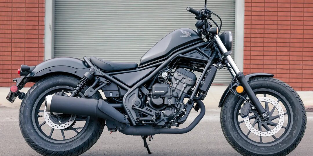Honda Rebel 300 E-Clutch 2026: идеальный мотоцикл для новичков