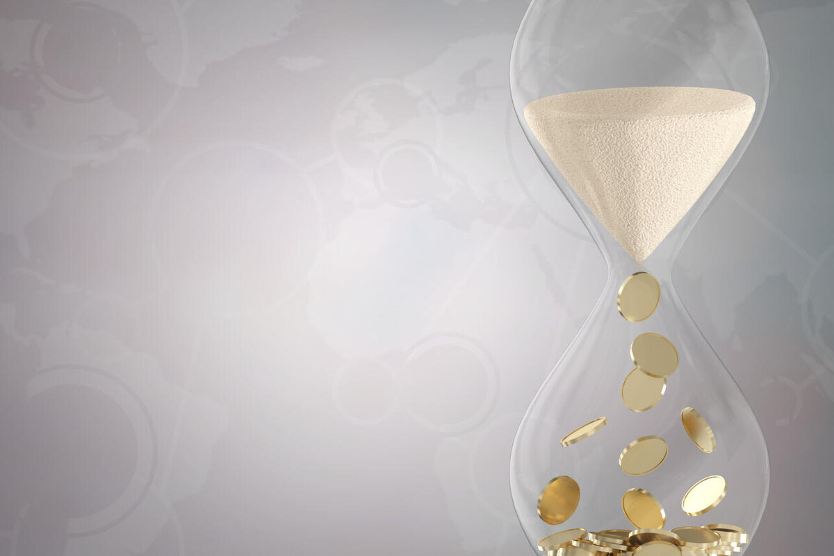    Время и деньги. @creativeart/freepik.com