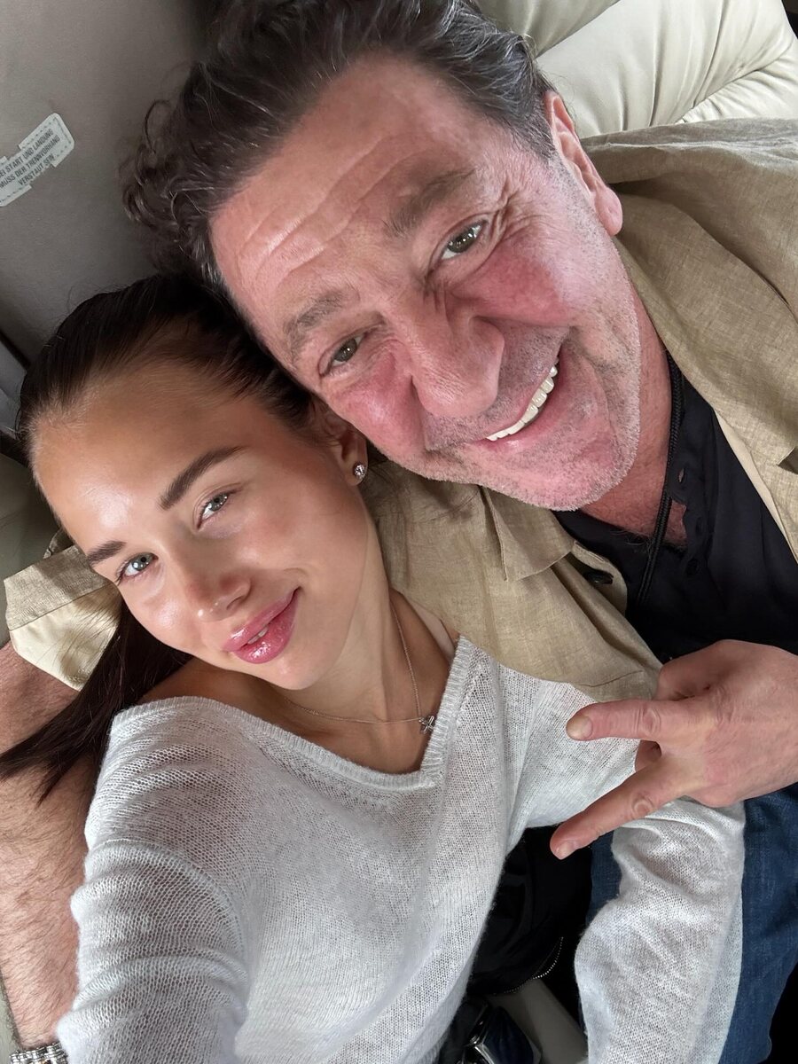  Аврора Киба больше не является невестой Григорий ЛепсаСоцсети Авроры Кибы