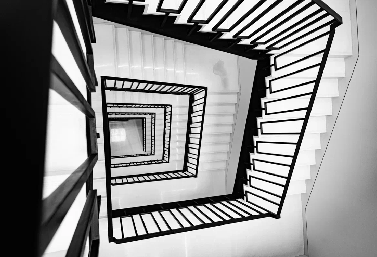 Клубный дом Набоков: интерьер с отделкой натуральным камнем от INCOM STONE