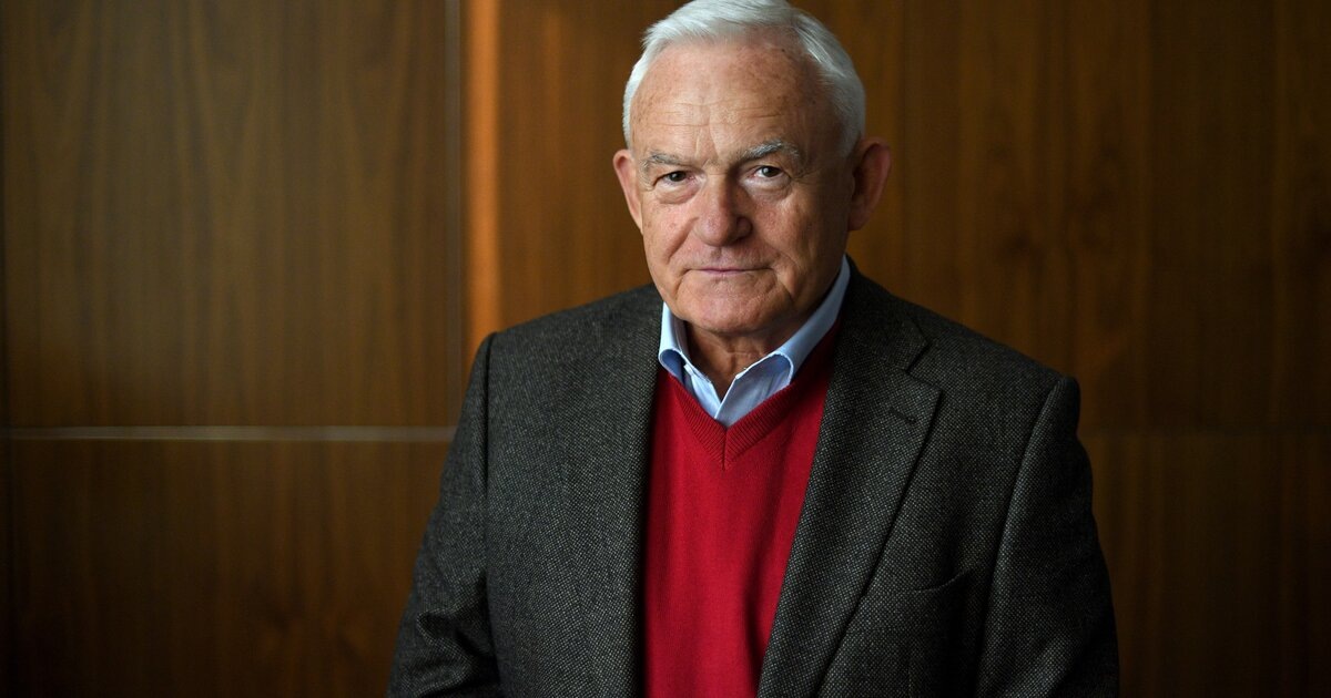    Экс-премьер Польши Лешек Миллер дал оценку Украине: коррупция, похищение людей, массовое дезертирство и нацистская символика