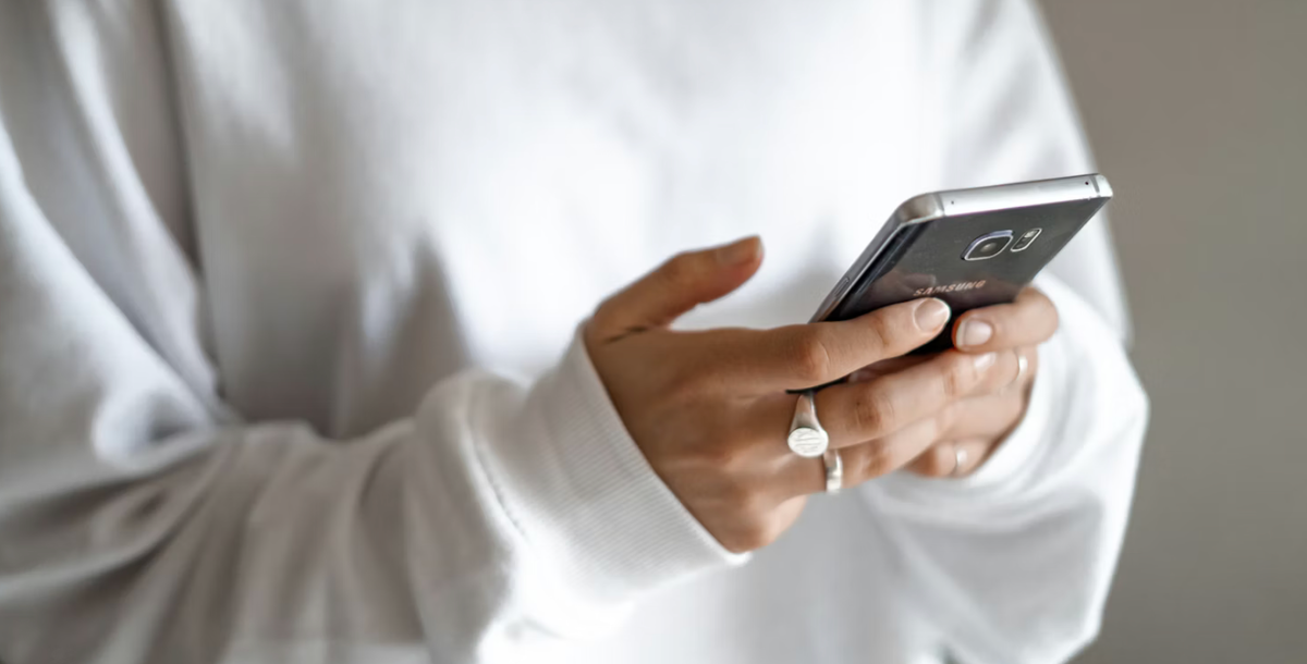     Kelli McClintock/Unsplash