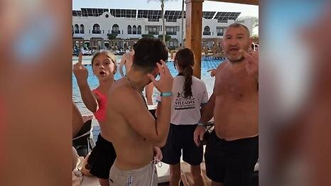 Британцы, устроившие драку с россиянами. Фото © SHOT