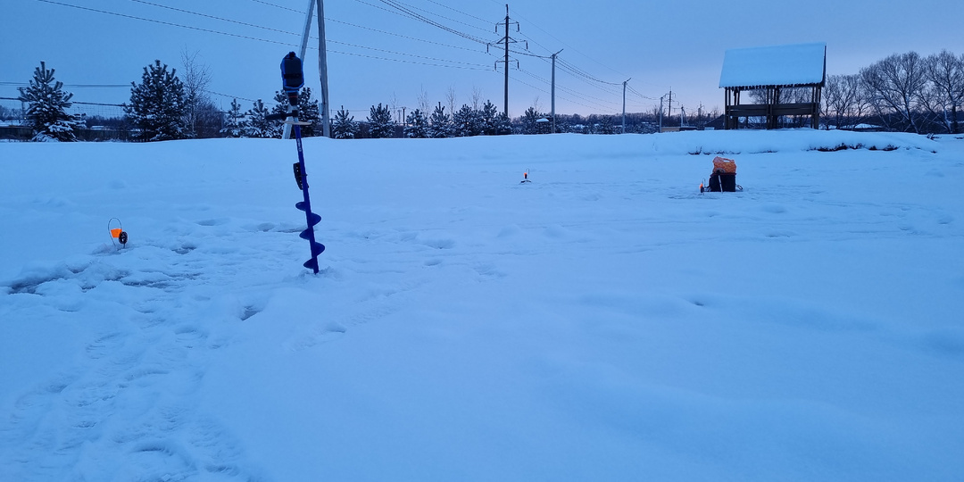Аксессуары для зимней ловли. О снастях по-простому.