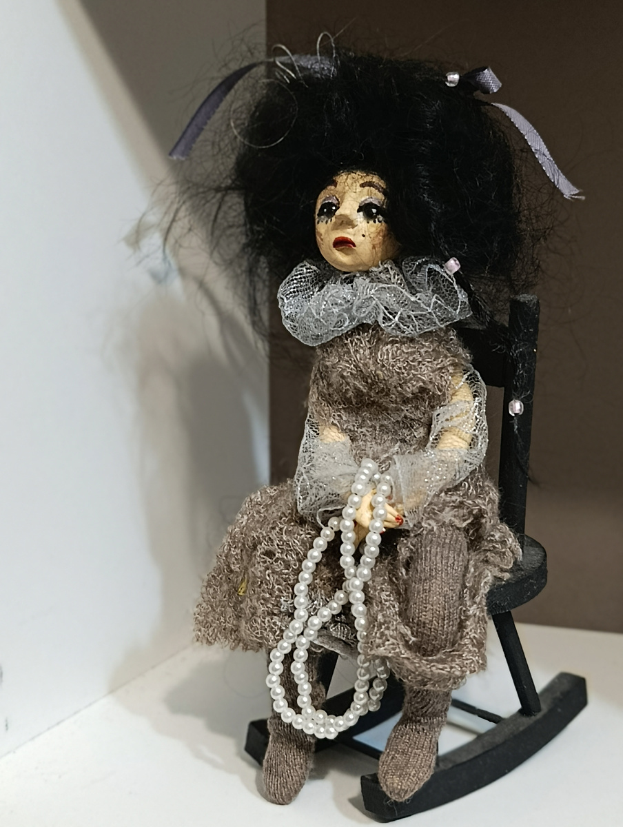 Несмеяна. Фимо, дерево. Автор я 