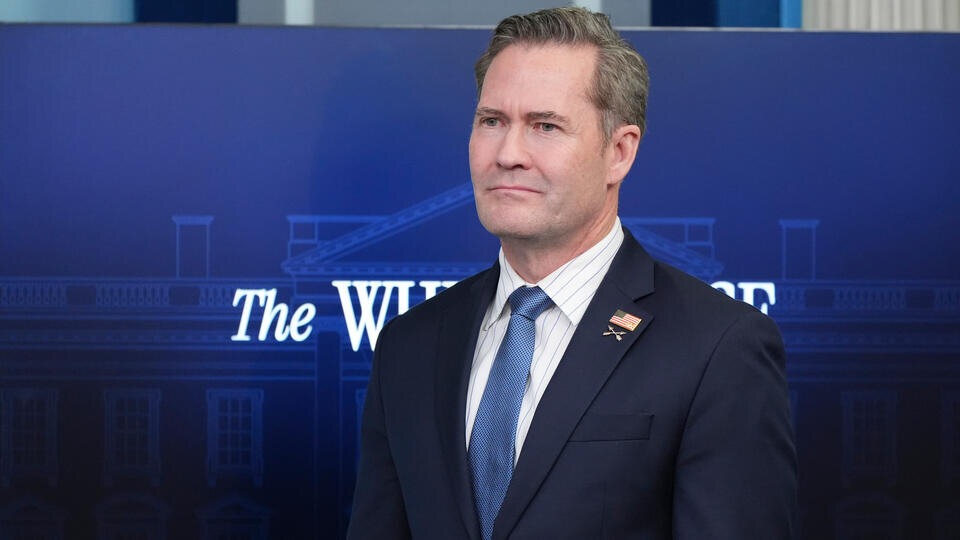     Уолтц обвинил Данию в стерилизации женщин в Гренландии Jacquelyn Martin/AP/TASS