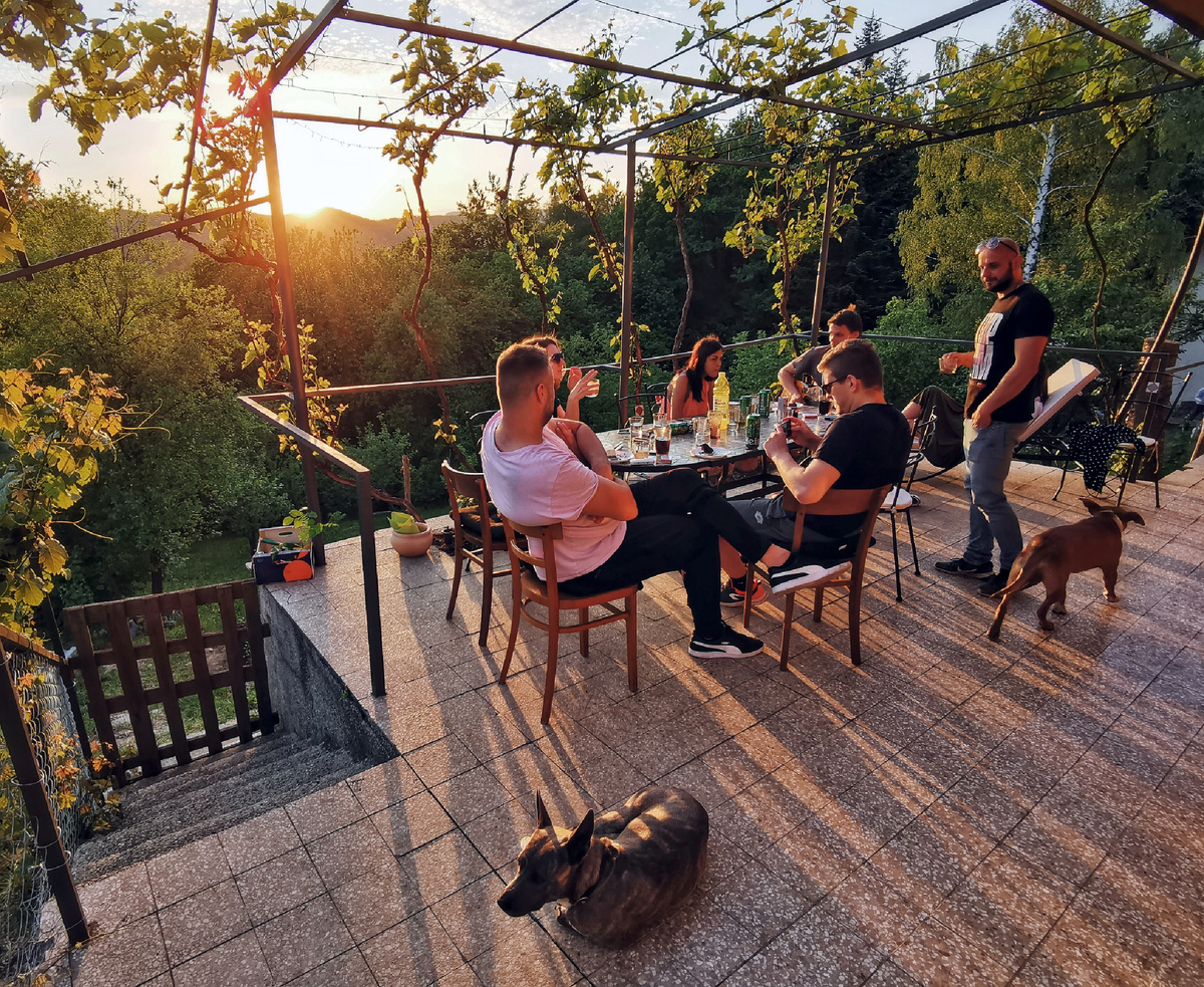  В его доме уже живут другие люди