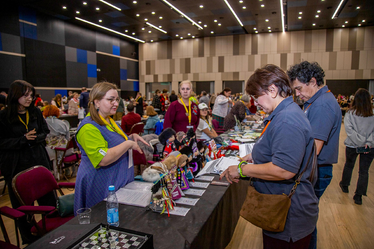 Оценка конкурсных работ экспертным жюри