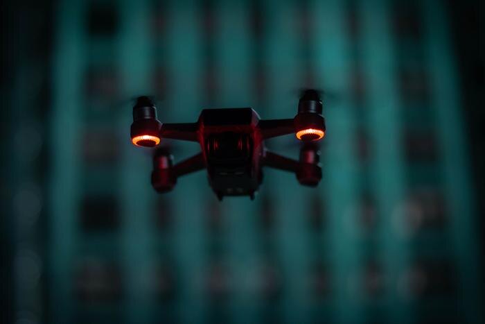 Обложка © Shutterstock / FOTODOM / Cts.Productions