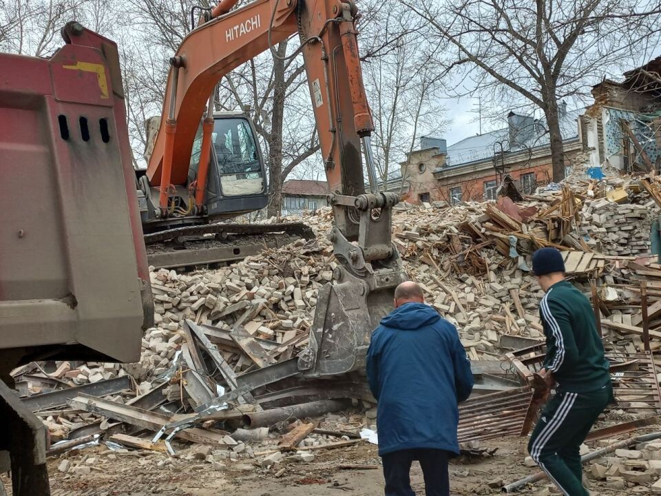    Снос дома на пр. Ленина,173. Источник: "Толк"