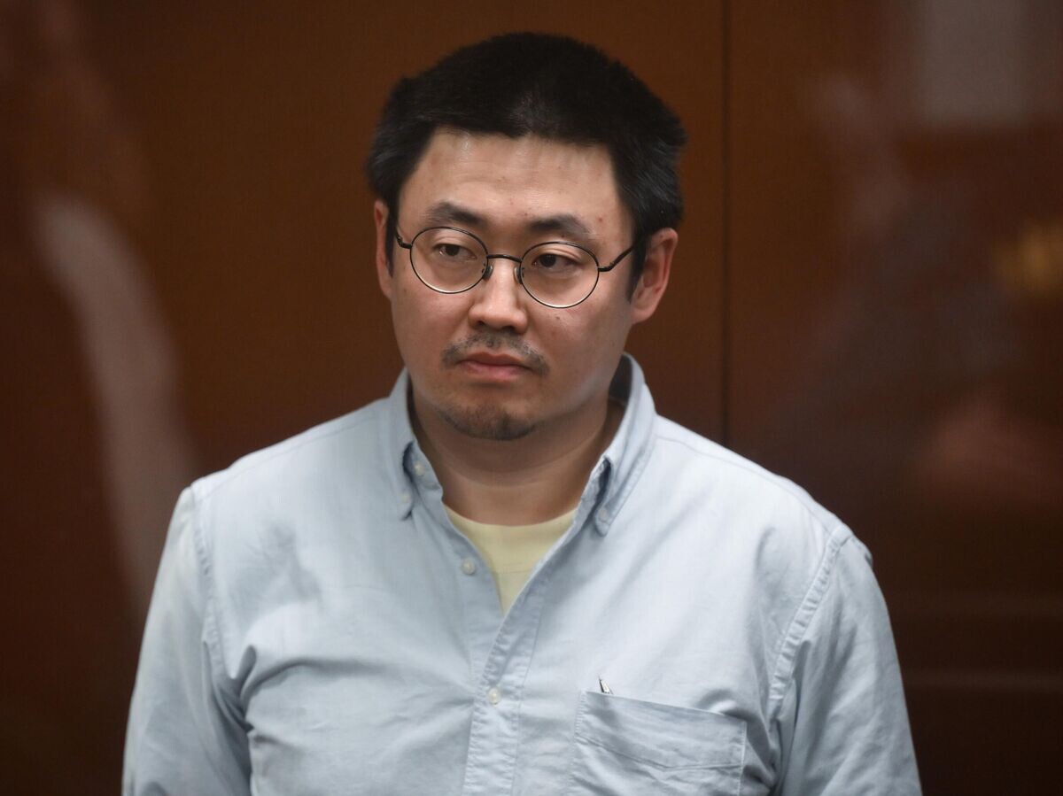    Александр Ким, проходящий обвиняемым по уголовному делу о гибели людей в московском коллекторе, на заседании Мещанского суда Москвы | © РИА Новости / Григорий Сысоев