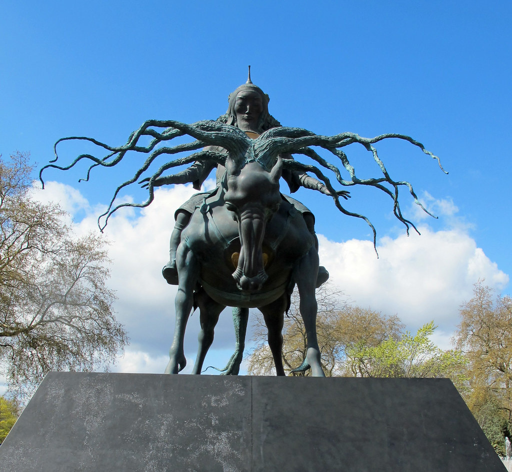 Чингисхан. Скульптура Даши Намдакова