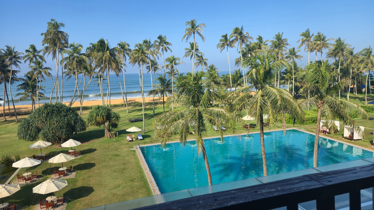 Вид из моего номера на Индийский океан