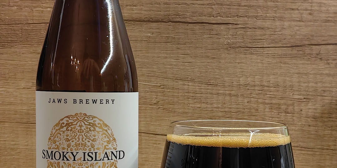 Пиво со вкусом виски с острова Айлы: Jaws Smoky Island. Выдержка в бочках из-под Laphroaig.