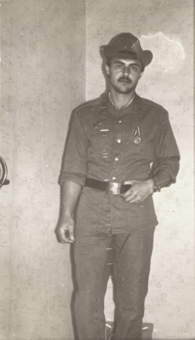 Рядовой Губин С.В. 1989 год.