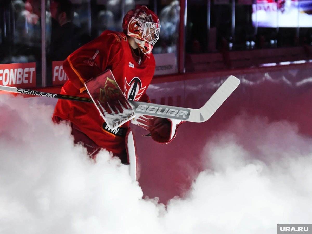     Владимир Галкин из «Автомобилиста» сыграет за команду уральских звезд