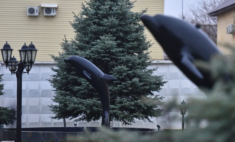 Заключенный из «Черного дельфина» требует пять миллионов за нарушение условий содержания