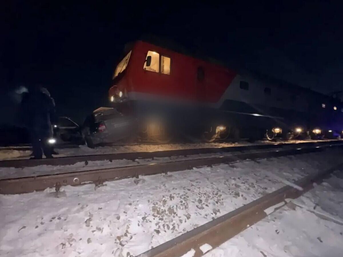    Последствия ДТП с машиной и автобусом в Омской области | © Восточное межрегиональное следственное управление на транспорте СК России