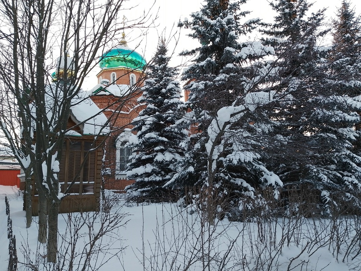 Территория монастыря