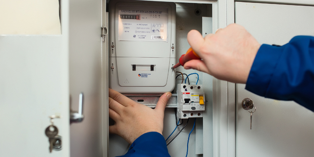 Счётчики меняют по-новому: что обязаны сделать с 2026 года владельцы квартир и домов