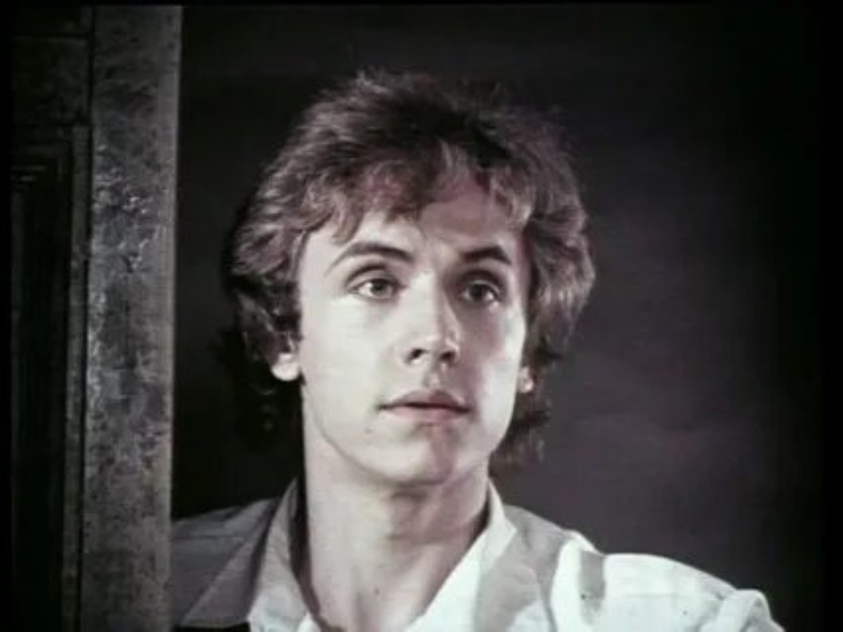 В молодости Андрей Соколов обладал магнетическим взглядом, перед которым не могли устоять ни зрительницы, ни знаменитые актрисы.