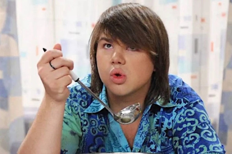    Приставы объявили в розыск имущество звезды «Папиных дочек» Михаила Казакова. Фото: Кадр из фильма