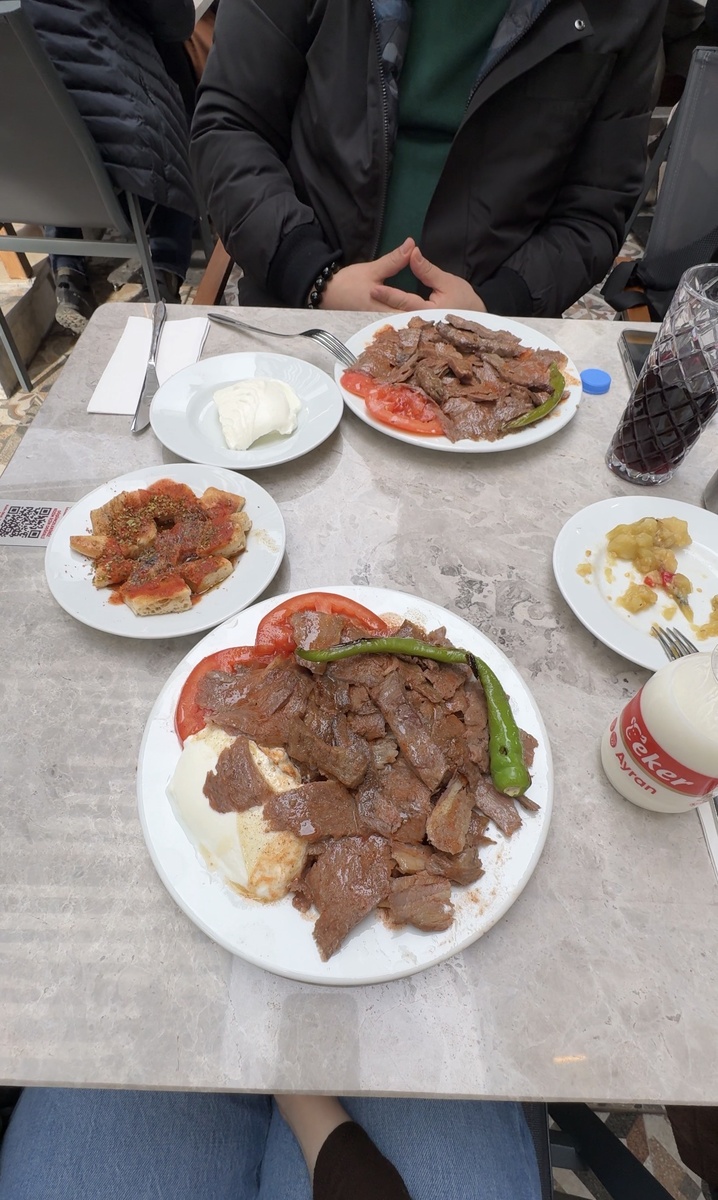 Искендер - обязательно попробовать в Бурсе