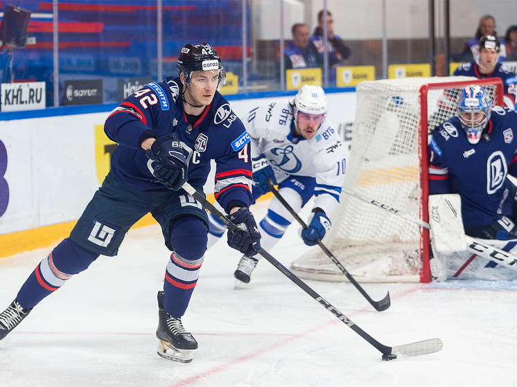     Владислав Семин. Фото: Андрей Холмов/ ХК «Лада»