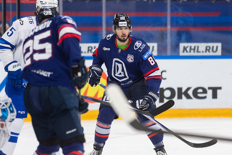     Никита Сетдиков. Фото: Андрей Холмов/ ХК «Лада»