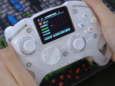    Anbernic анонсировала геймпад с функцией фитнес-трекера