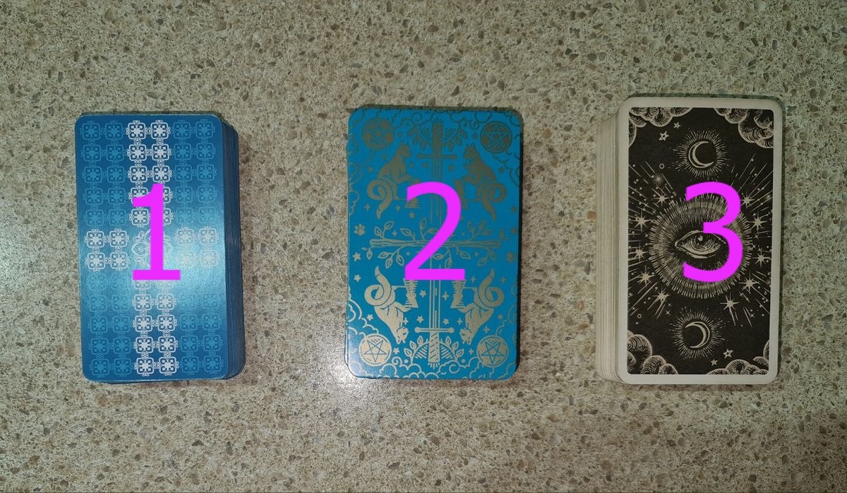 Позиции расклада. Фото автора