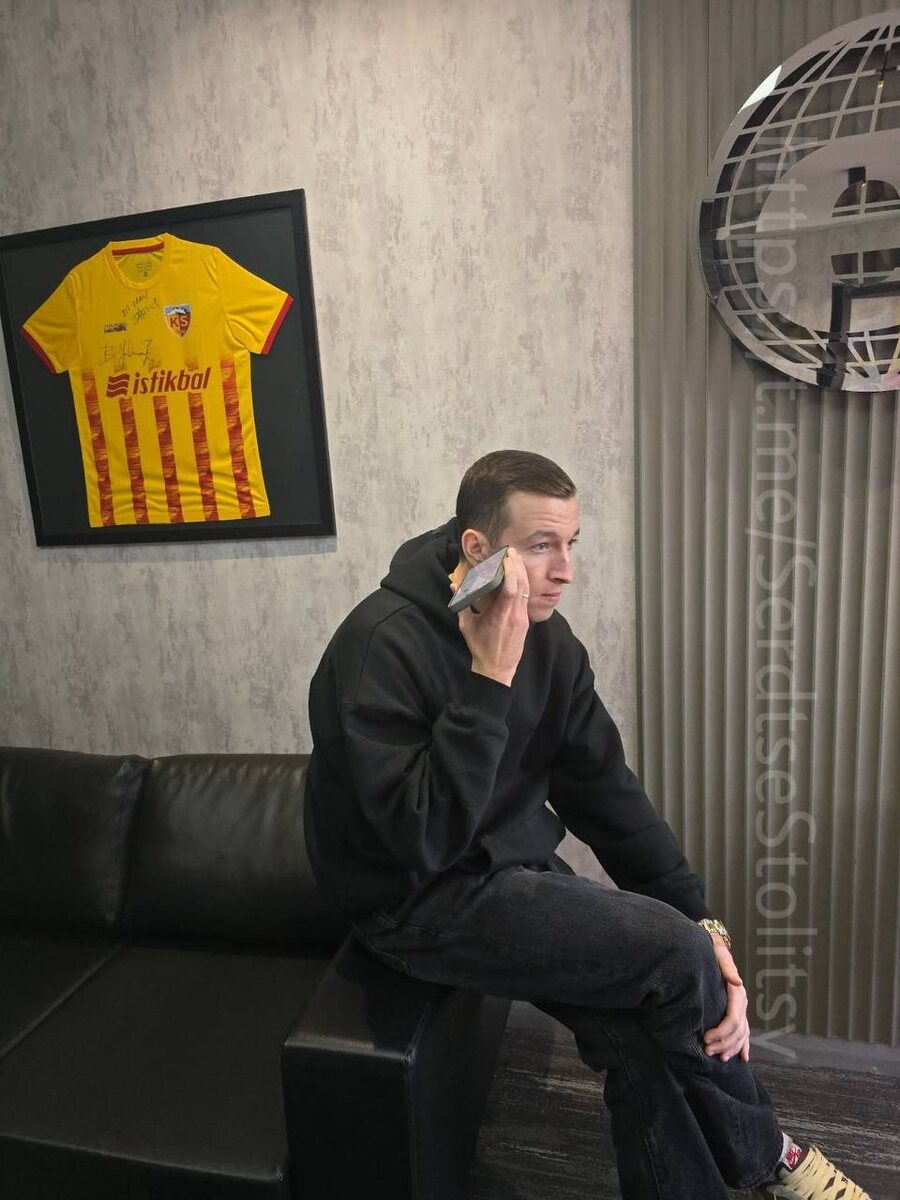 Денис Макаров